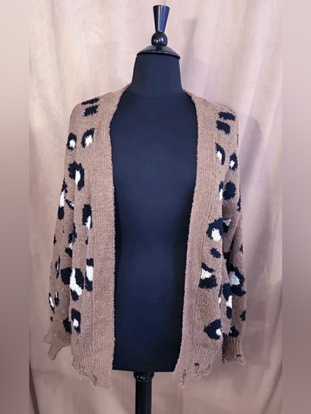 NEW IN LEOPARD PRINT DISTRESSED CARDIGAN (MOCHA) - Picture 11 of 12
